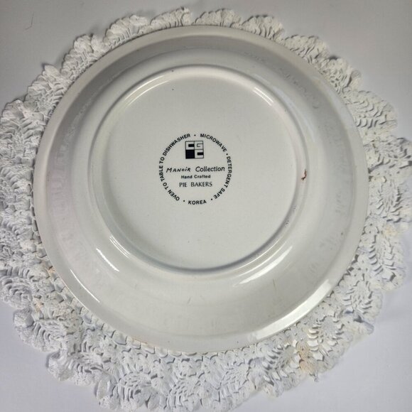 Manoir Collection Strawberry Pie Recipe Pie 10" Plate Stoneware made in Korea. - Picture 2 of 9